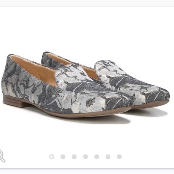 naturalizer kate loafer
